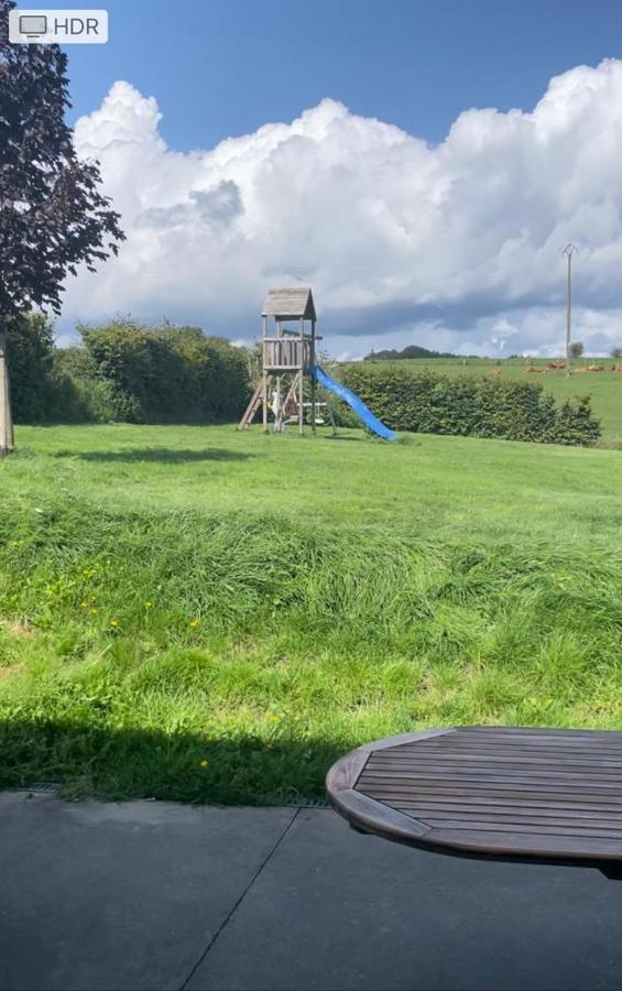 Le Gite Du Vieux Chene Bertogne Bagian luar foto
